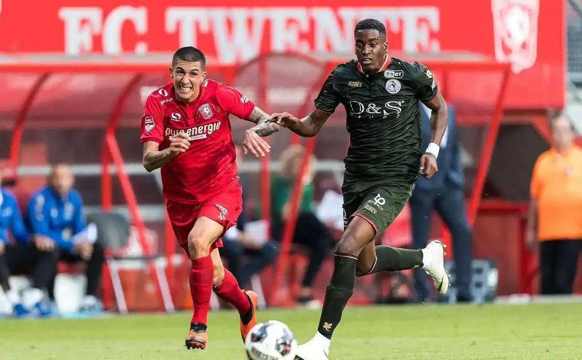 论是在控球 论是在控球