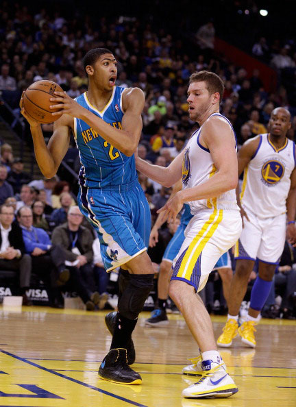 于因伤缺阵 于因伤缺阵