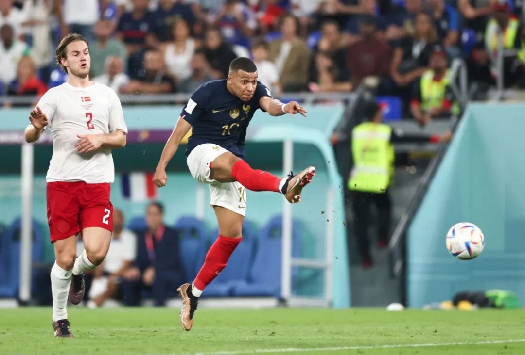 拉扯中完成 拉扯中完成